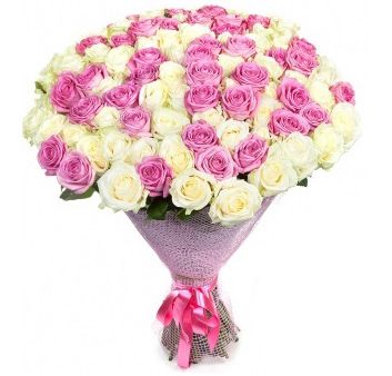 Букет из 101 большой розовой и белой розы