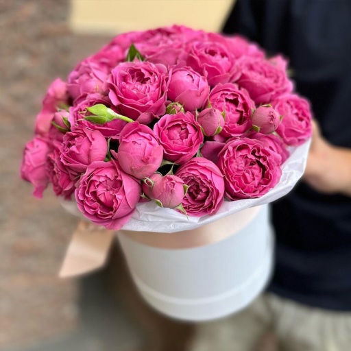 Фото Коробочка из пионовидных роз Мисти Баблз