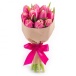 Фото 11 розовых тюльпанов в крафте