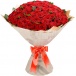 Яркий букет из 101 розы красного цвета
