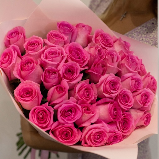 Букет из голландских роз "Розовый этюд"