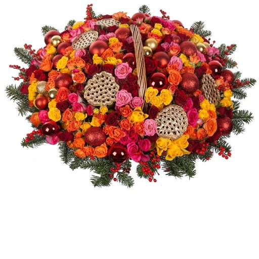 Корзина из 251 розы в зимнем оформлении