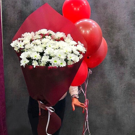 Фото Стильный набор из букета и шариков "Белое на Красном"
