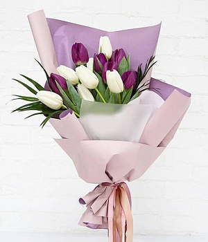 Фото Букет с тюльпанами "Весенний вечер"