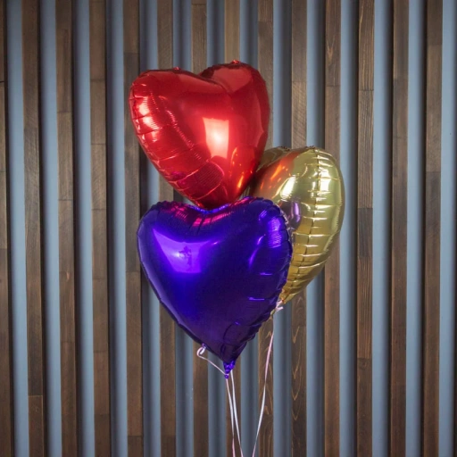 Фото Набор из разноцветных шаров сердец