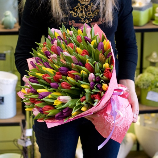 Фото Красивый букет тюльпанов "Элли"