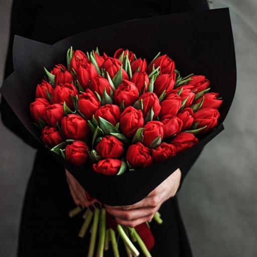 Оригинальный букет "Алый закат"