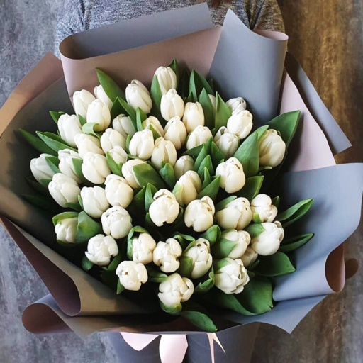 Фото Букет тюльпанов "Стильная охапка"