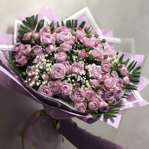 Фото Нежный букет пионовидных роз "Лавандовое облако"
