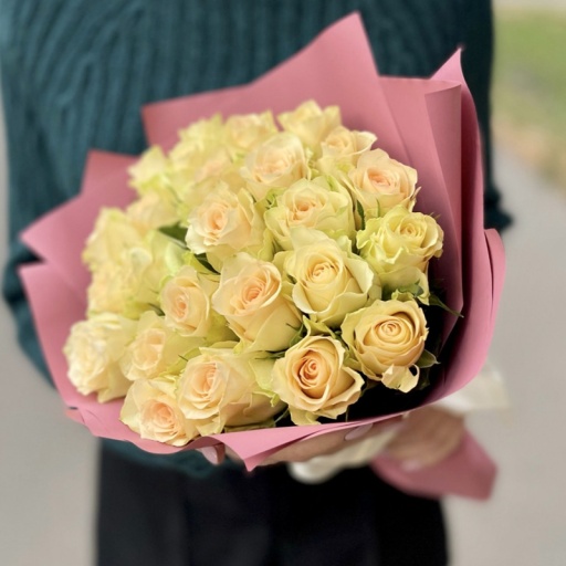 Букет "Оранж Роуз" на международный женский день