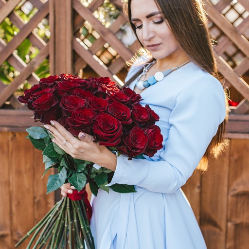 Фото Букет с 25 красными розами 70см