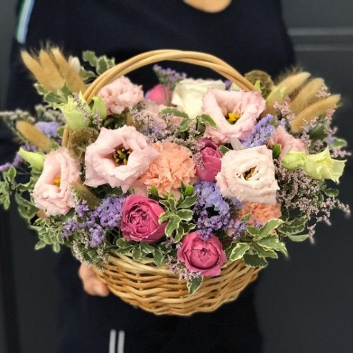 Фото Корзинка цветов "Парк Горького"