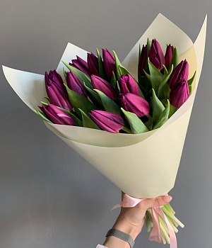 Букет тюльпанов "Яркие грёзы"