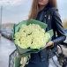 Букет из 29 нежных белых роз "Прикосновение"