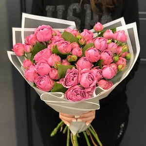 Букет пионовидных роз "Привет Любимой"