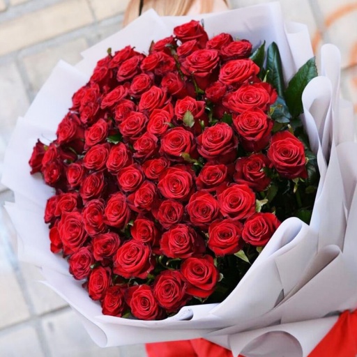 Фото Большой букет "Красная феерия" из голландских роз