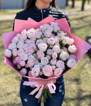 Фото Букет из пионовидных роз "Мой Ангел"