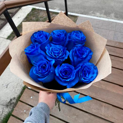 Фото Нежный букет из 9 синих роз