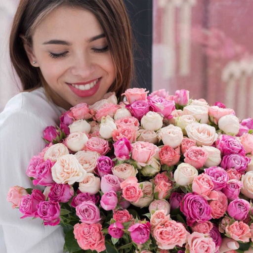 Фото Нежно-розовый букет из 51 пионовидной розы