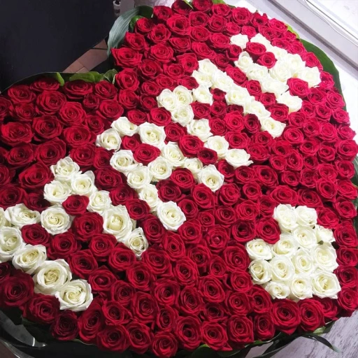 Фото Букет в форме сердца "Для мамы"