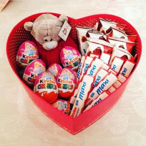 Фото Сердечко с Мишкой и Kinder