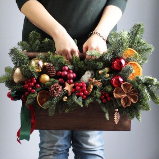 Фото Новогодний букет из пихты