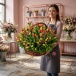 Корзина из 151 тюльпана разных цветов Корзина из 151 тюльпана разных цветов