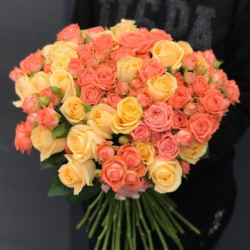 Фото Букет с розами "Рефрен"