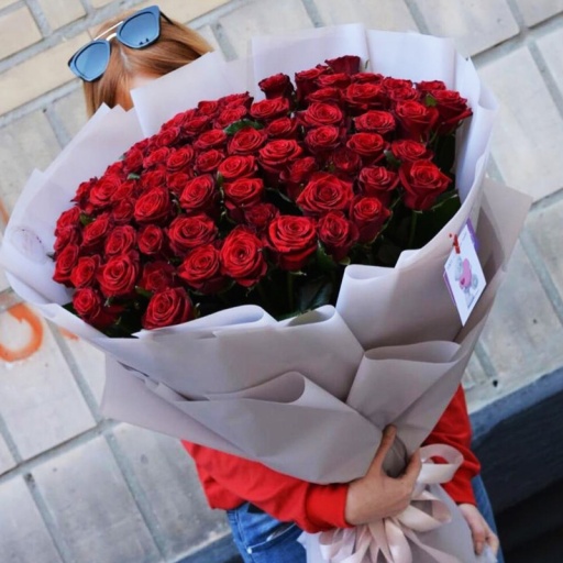 Фото Большой букет "Красная феерия" из голландских роз