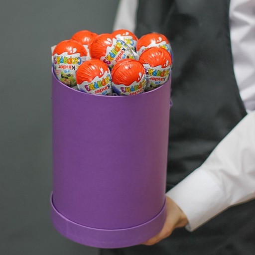 Фото Коробочка с 15 Киндер Сюрпризами