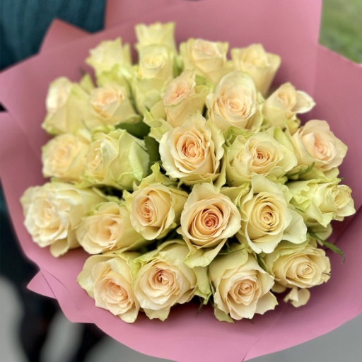 Букет "Оранж Роуз" на международный женский день