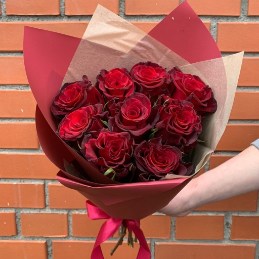 Фото Классический букет из 9 роз для любимой