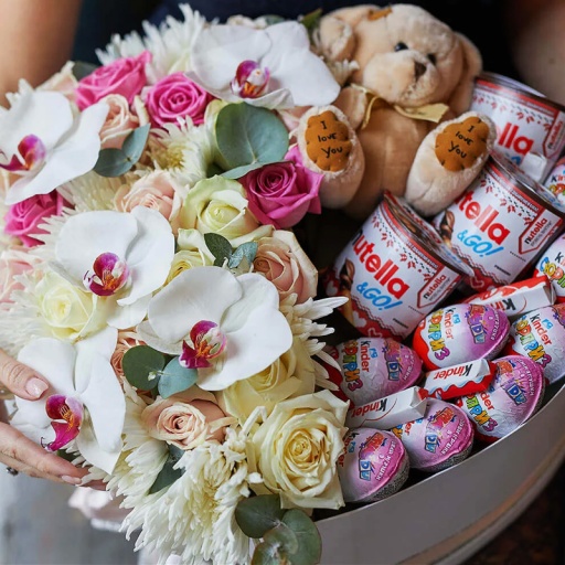 Подарочная коробочка со сладостями "Дикая орхидея"