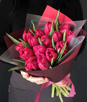 Фото Шикарный букет тюльпанов "Криспи"