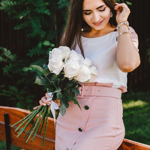 11 Белых голландских роз 70см