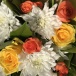 Хризантемы с розами "Весеннее Солнце"