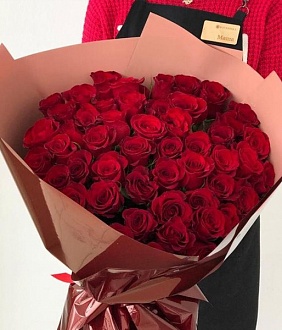 Букет из 51 красной розы "Шарлотта"