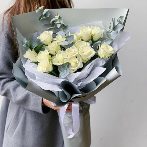 Фото Стильный букет из роз "Нежные сердца"