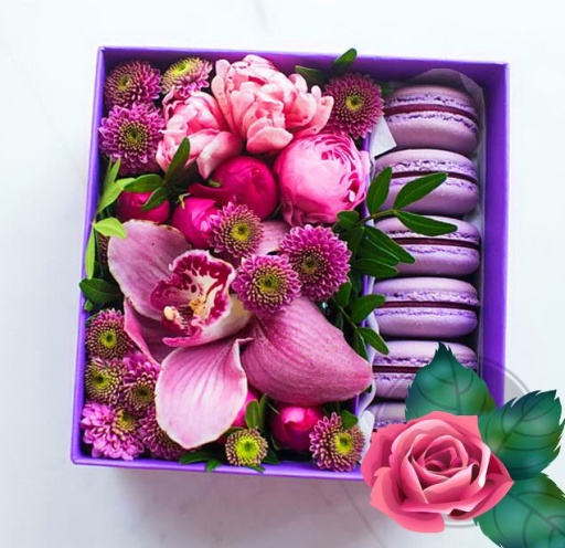 Фото Коробочка с макаронс и цветами №140