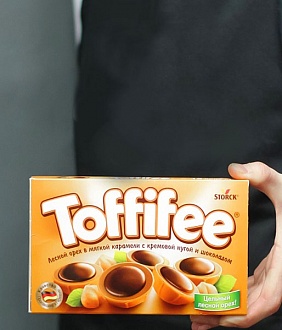 Коробка конфет "Toffifee"