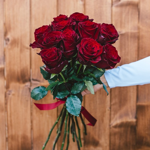 Фото Букет из 11 бордовых роз 70см