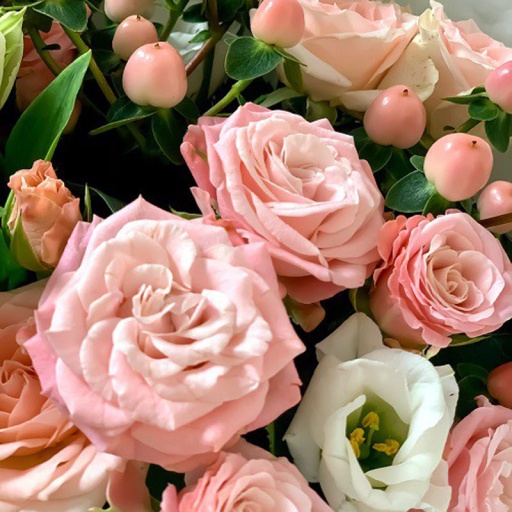 Фото Оригинальный букет "Розовое небо" на 8 марта