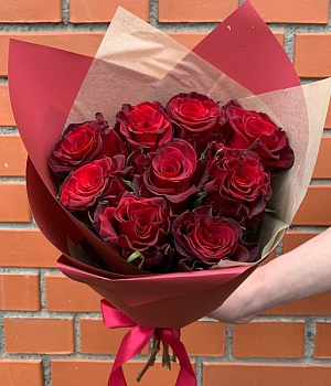 Фото Классический букет из 9 роз для любимой