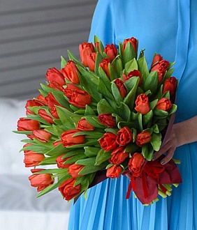Тюльпаны в букете "Красная страсть"