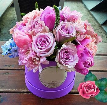 Фото Букет в шляпной коробке "Розовый микс"