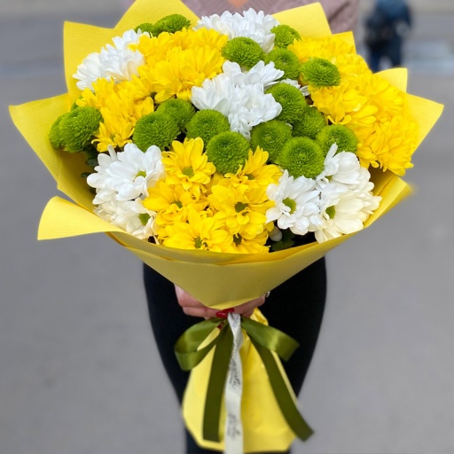 Фото Букет из 15 хризантем на международный женский день