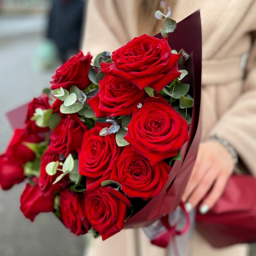 Фото Букет красных роз "Слайм"